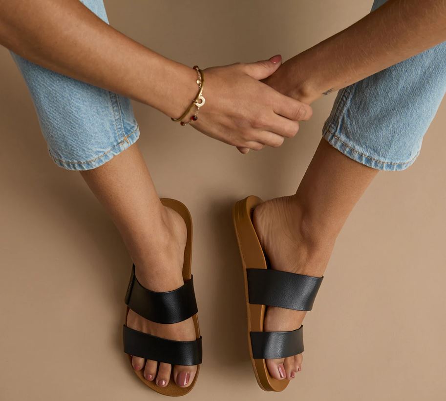 Reef Womens Cushion Vista Black/Natural - Main Image